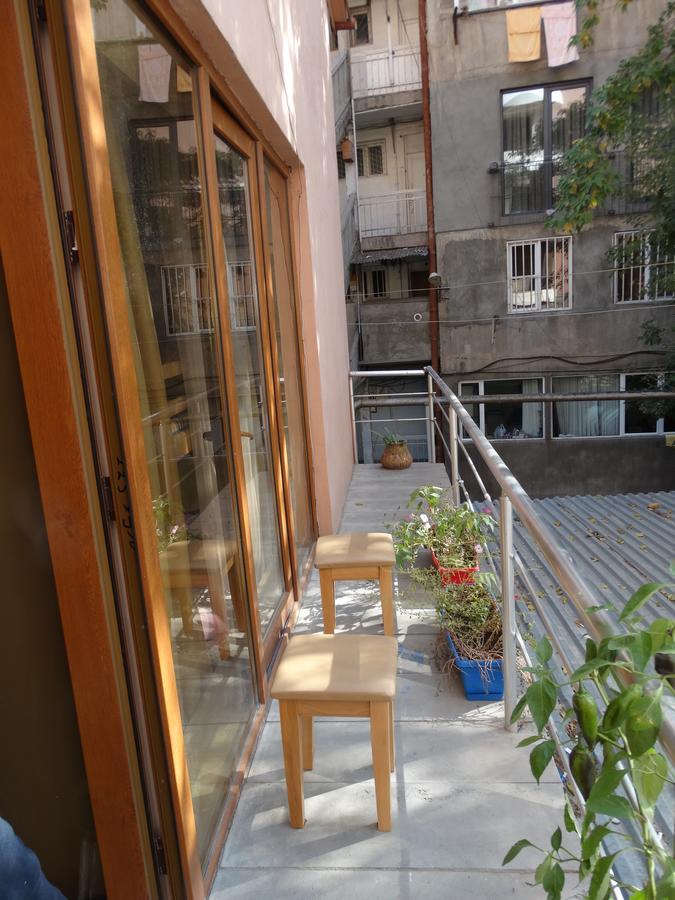 Destiny 1 Hostel Jerevan Exteriör bild
